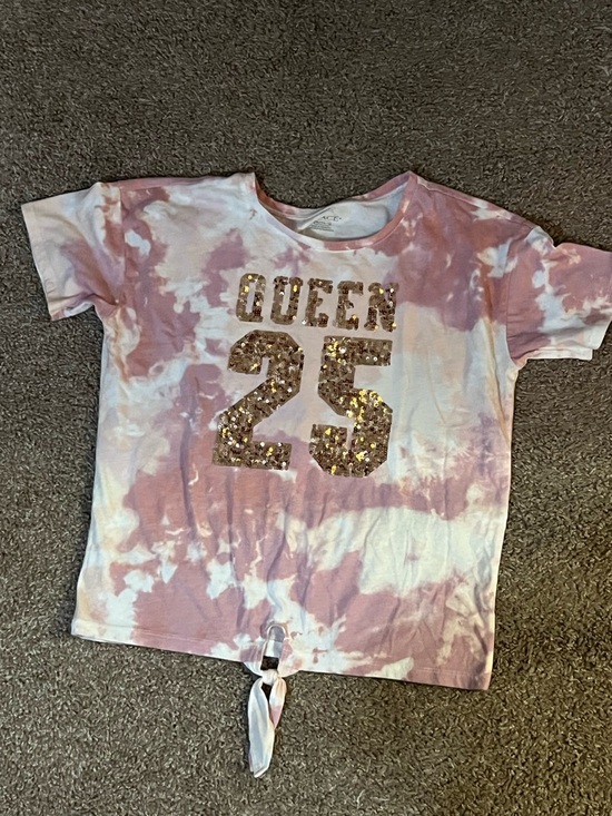 The Children's Place Other - The Children's Place Pink and White Tie-Dye Sequin 'Queen 25' Tee